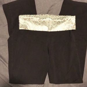 Victoria’s Secret PINK yoga pants!